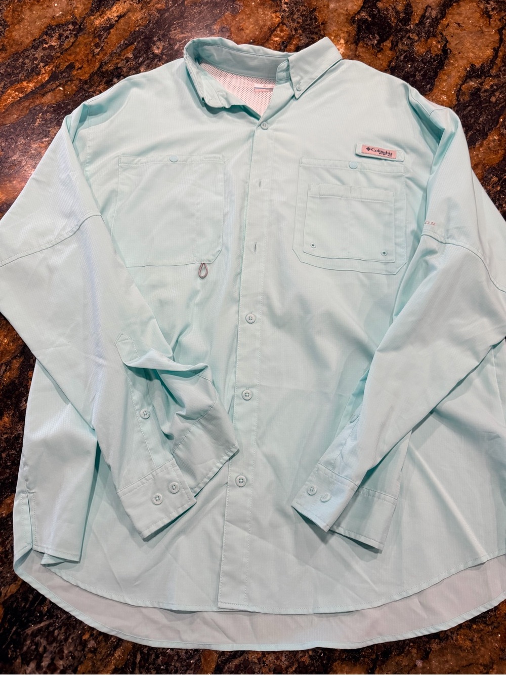 Columbia aqua/Green Lightweight Button-Up Fishing Shirt